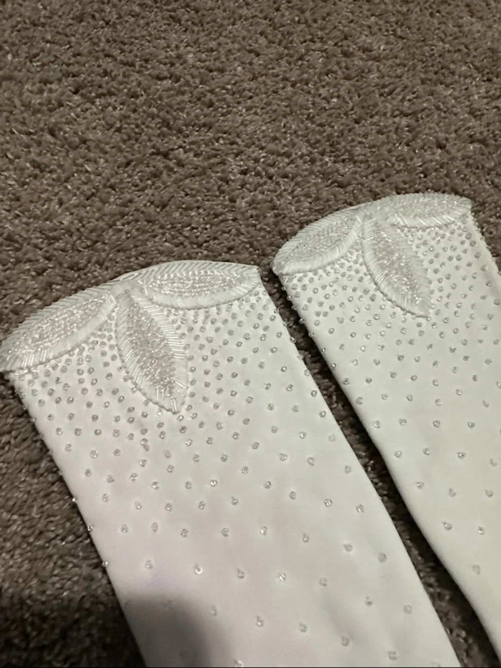 Classic White Embellished Women's Gloves